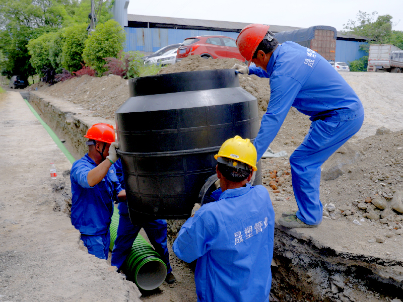 湖南晟塑管業(yè)有限公司,湖南HDPE多肋增強(qiáng)纏繞波紋管,HDPE纏繞結(jié)構(gòu)壁B型管